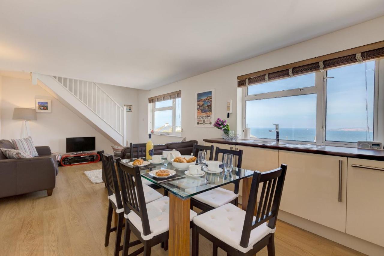 Atlantic Blue Apartment Carbis Bay Bagian luar foto