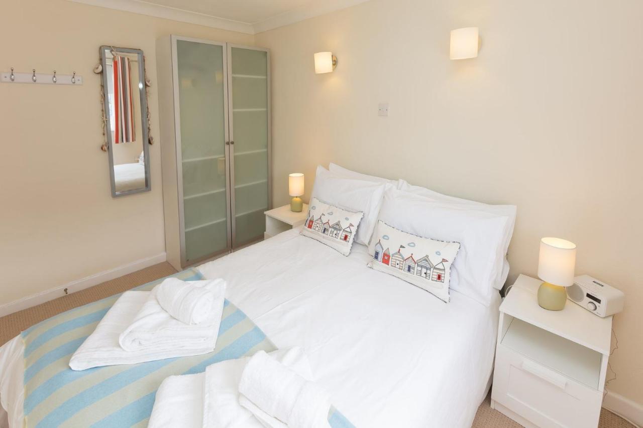 Atlantic Blue Apartment Carbis Bay Bagian luar foto