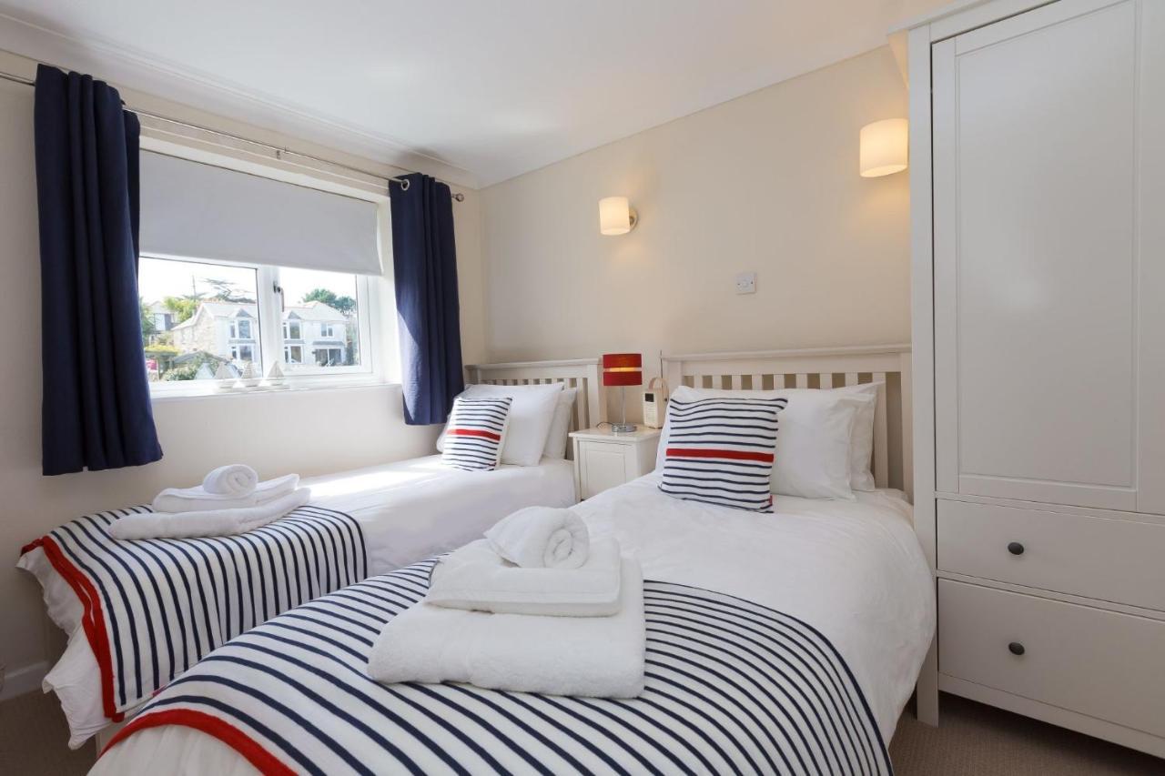 Atlantic Blue Apartment Carbis Bay Bagian luar foto